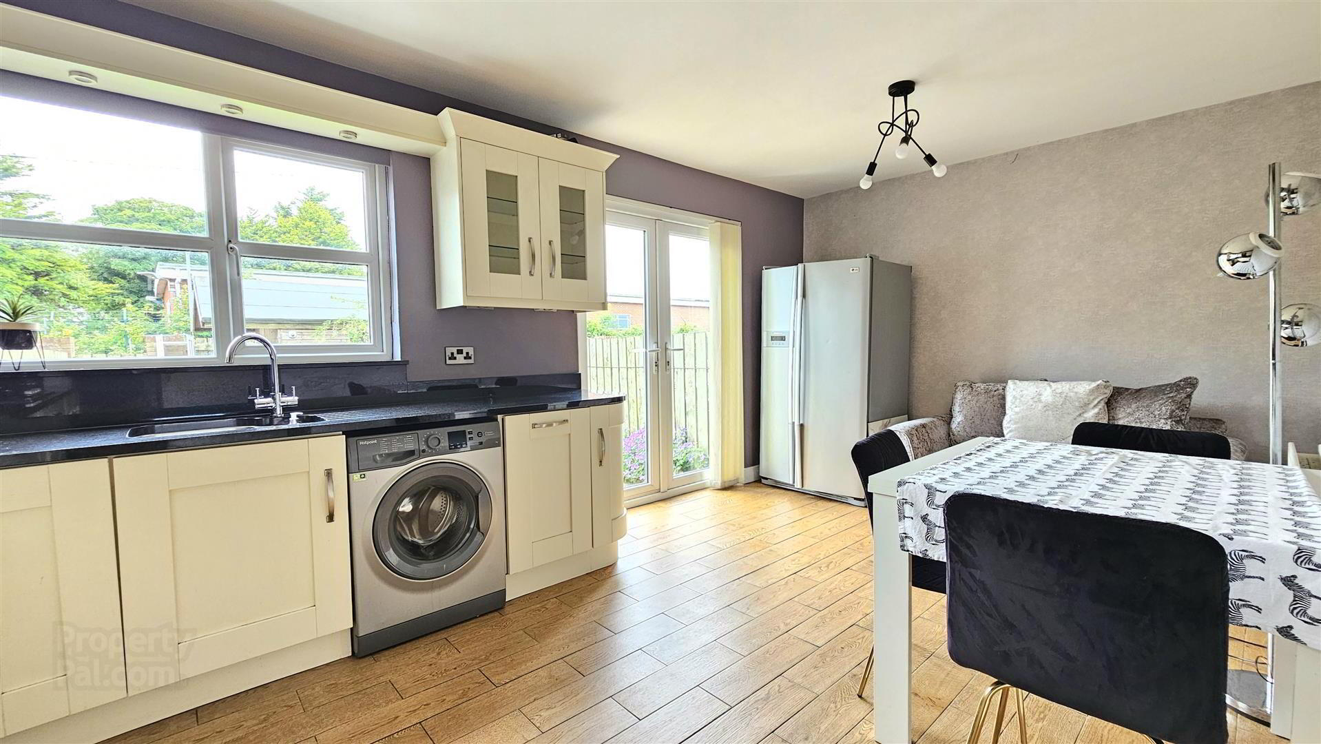 60 Loughview Village 7 of 14
