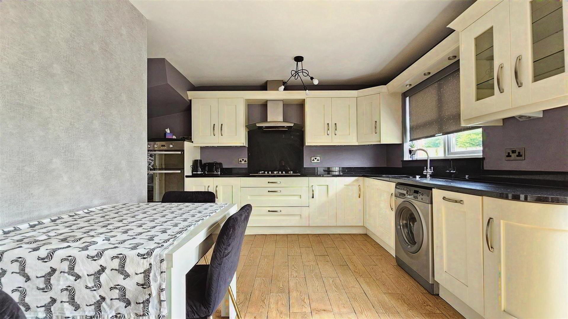 60 Loughview Village 6 of 14