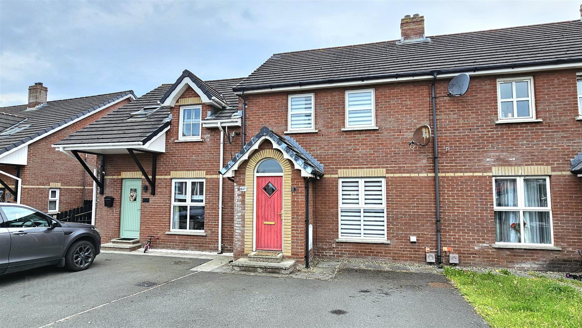 60 Loughview Village 1 of 14