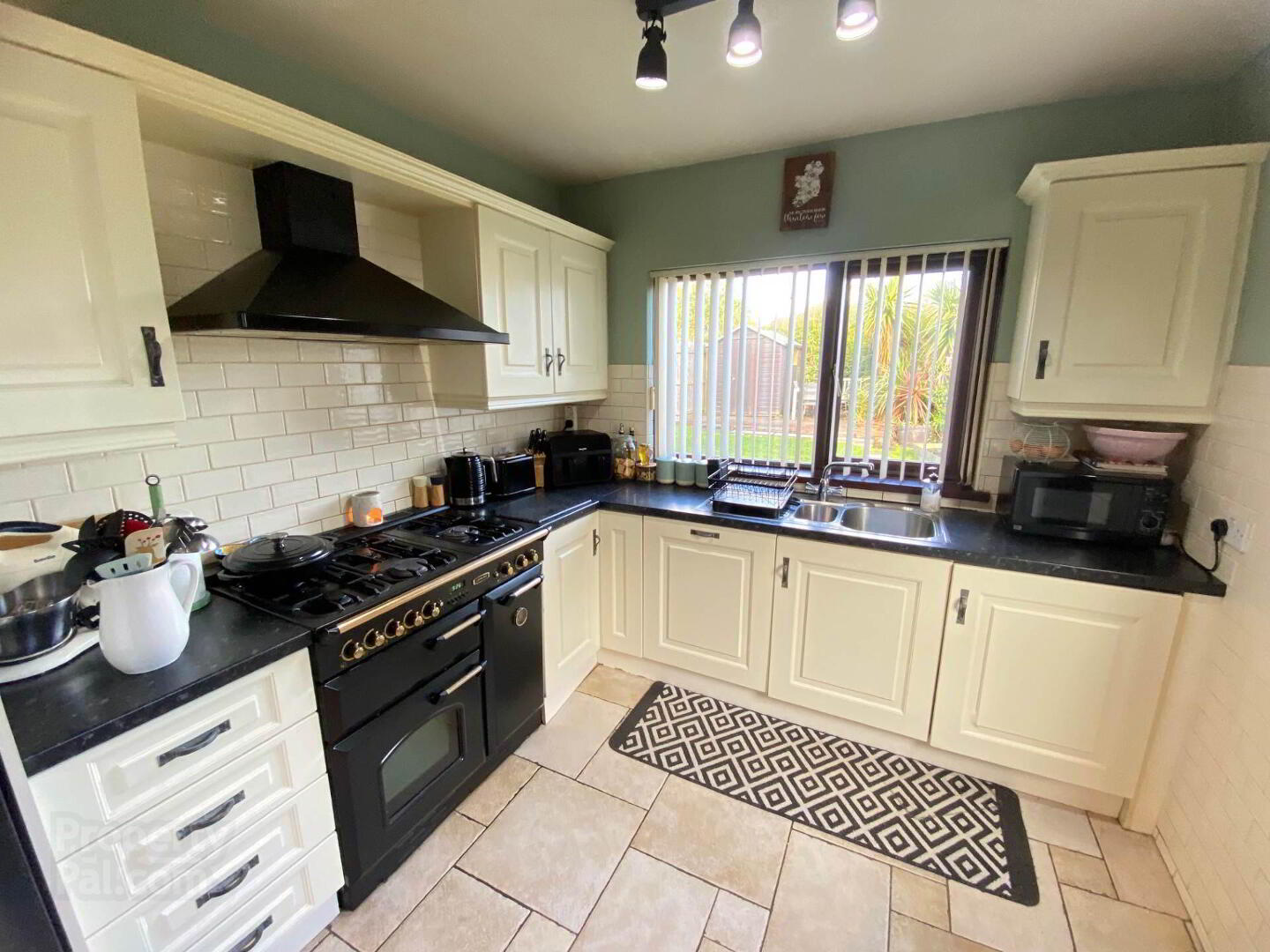 30a Waterloo Gardens 11 of 31