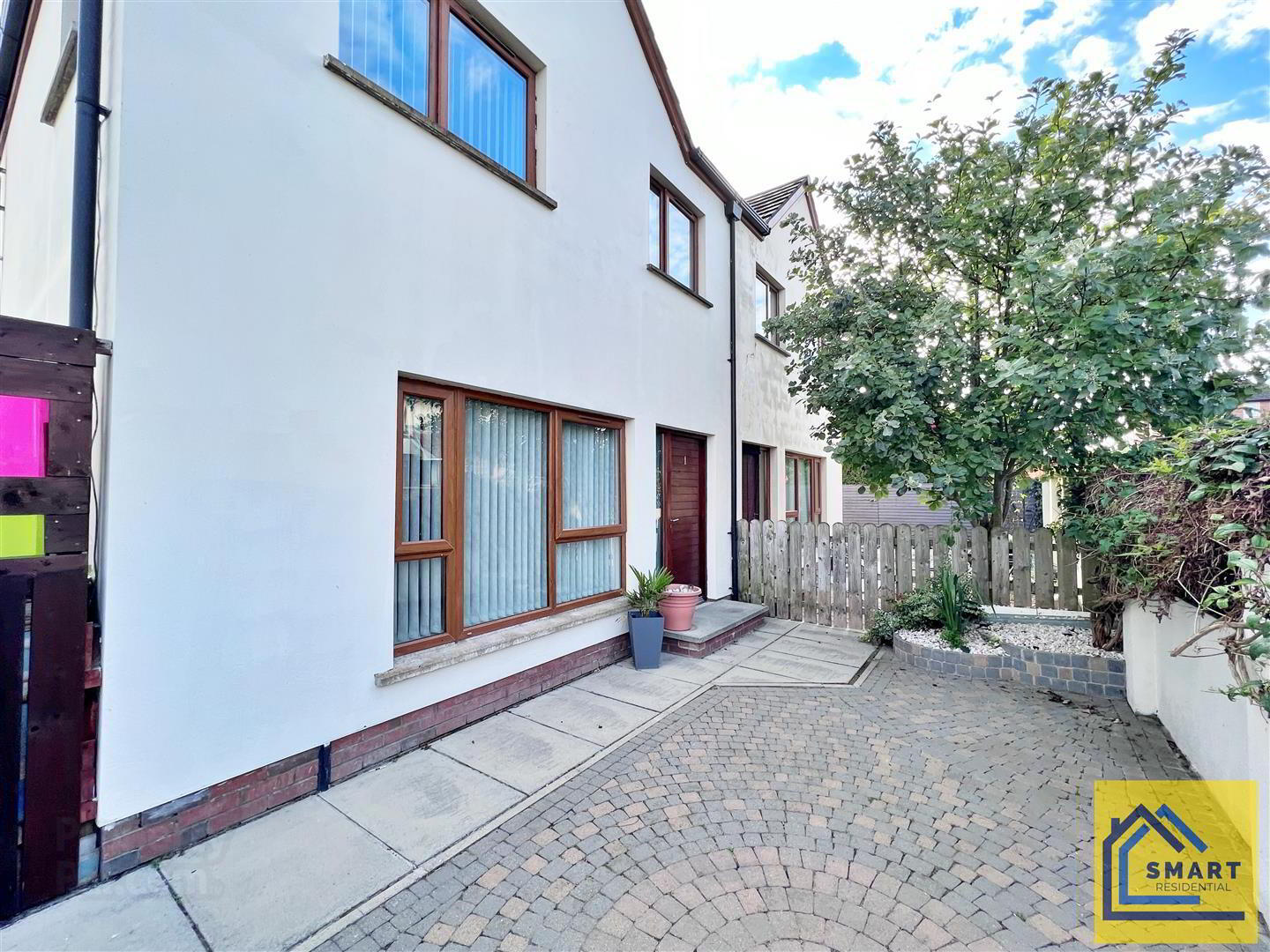 property description image