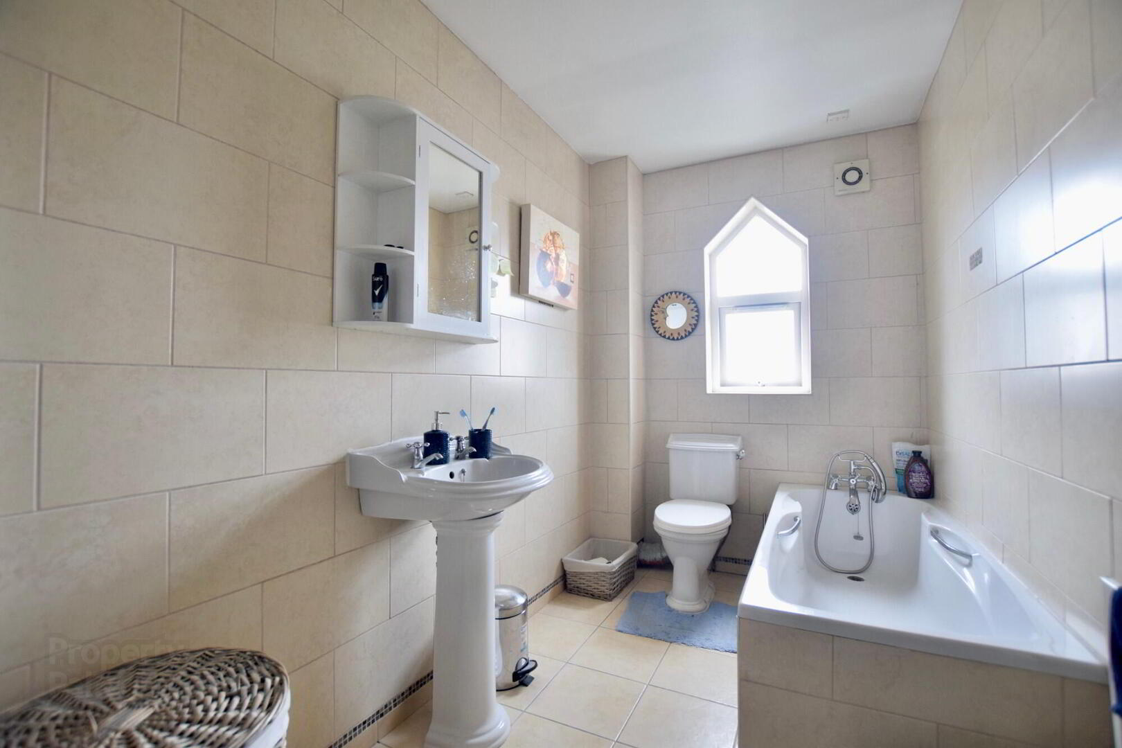 5 Maloon Way 19 of 23