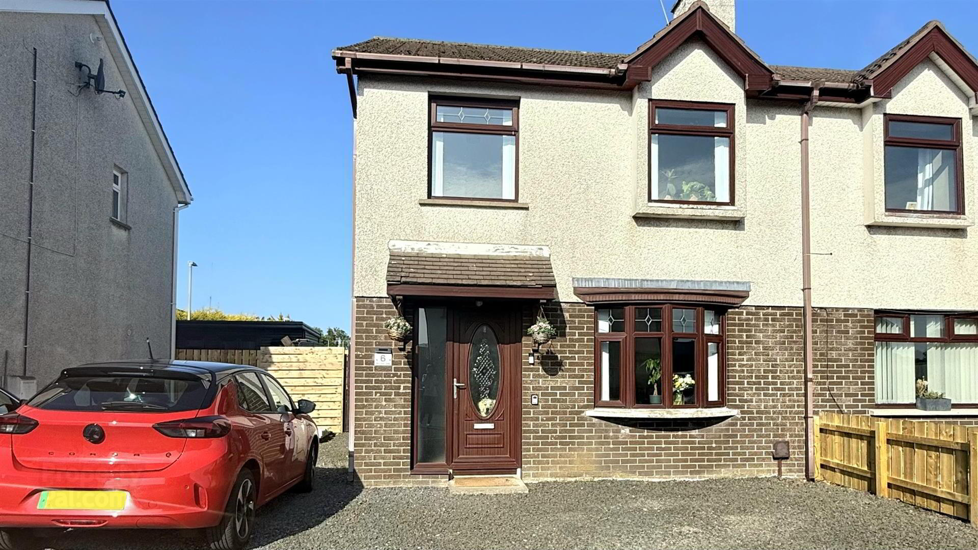 6 Bessfield Close 1 of 16