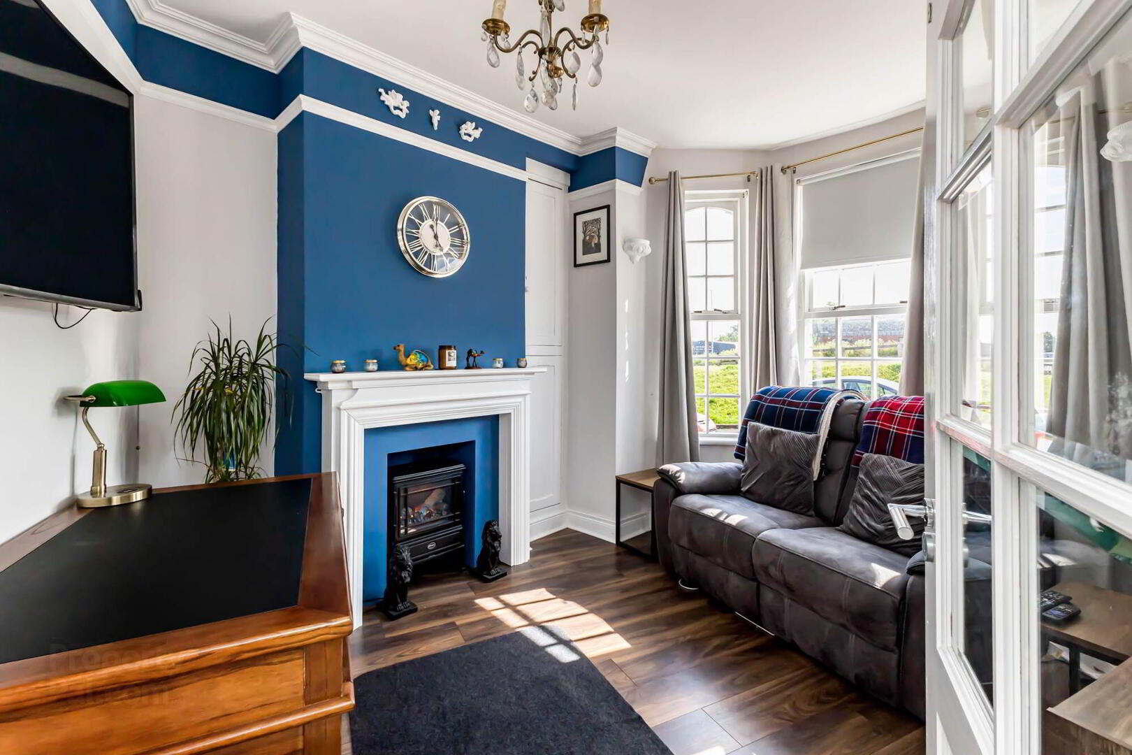 3 Victoria Crescent 4 of 22