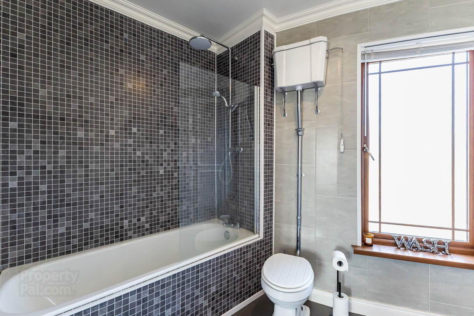 3 Victoria Crescent 13 of 22
