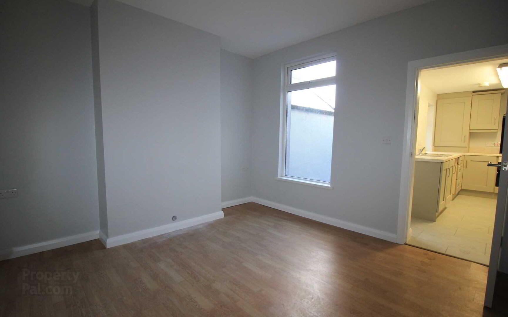 Sudent Accommodation 4 of 13