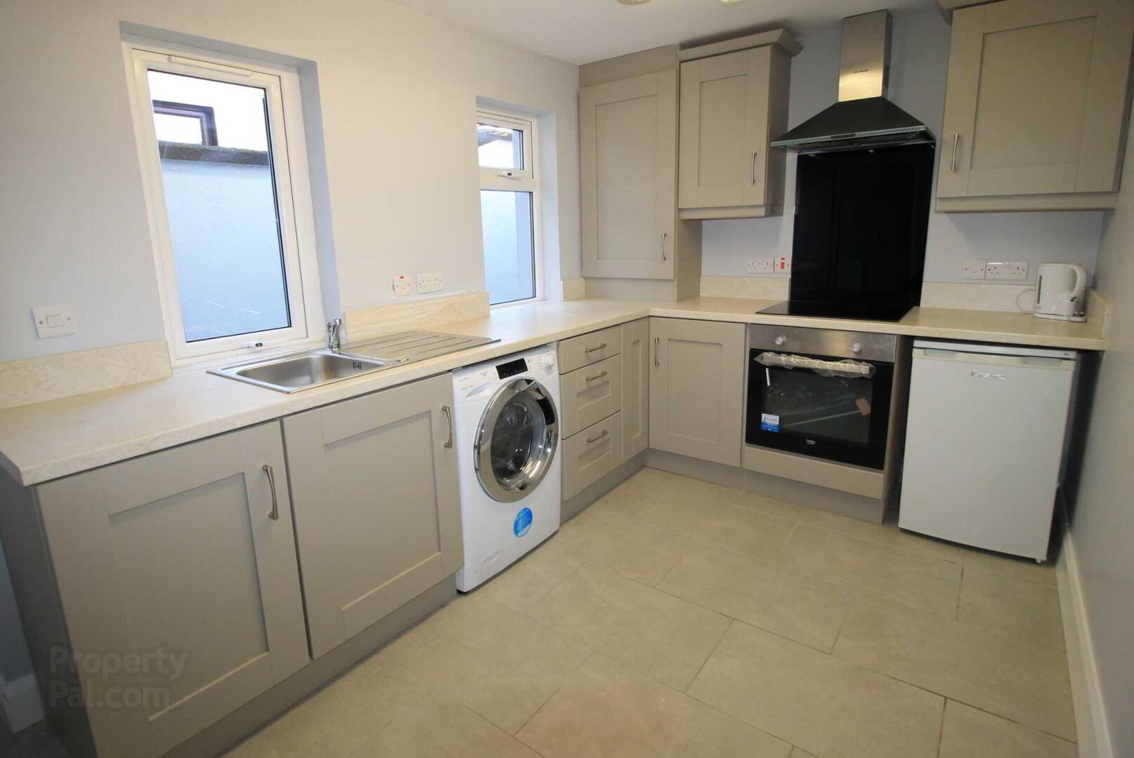 Sudent Accommodation 5 of 13