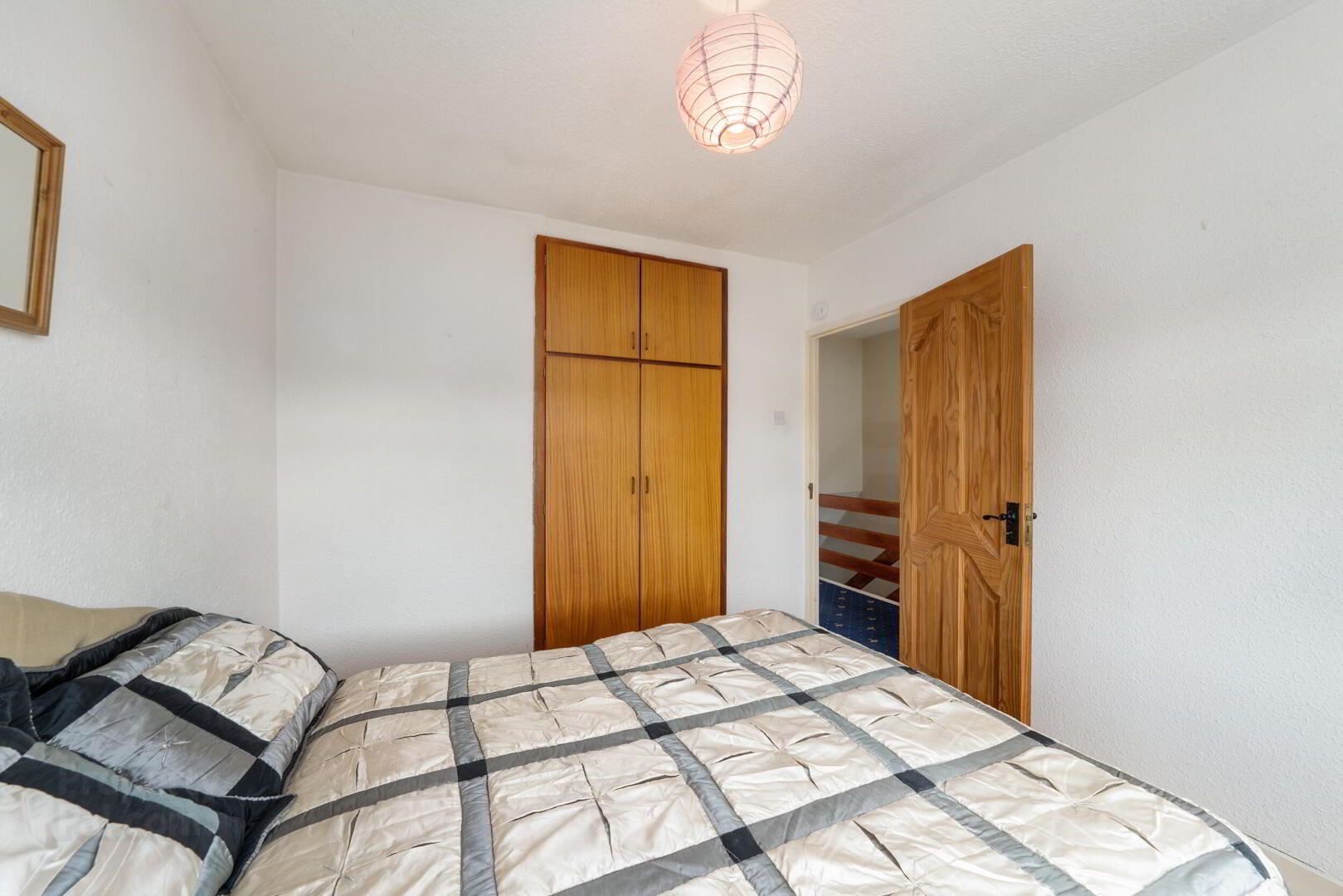 104 St Johns Crescent 12 of 21
