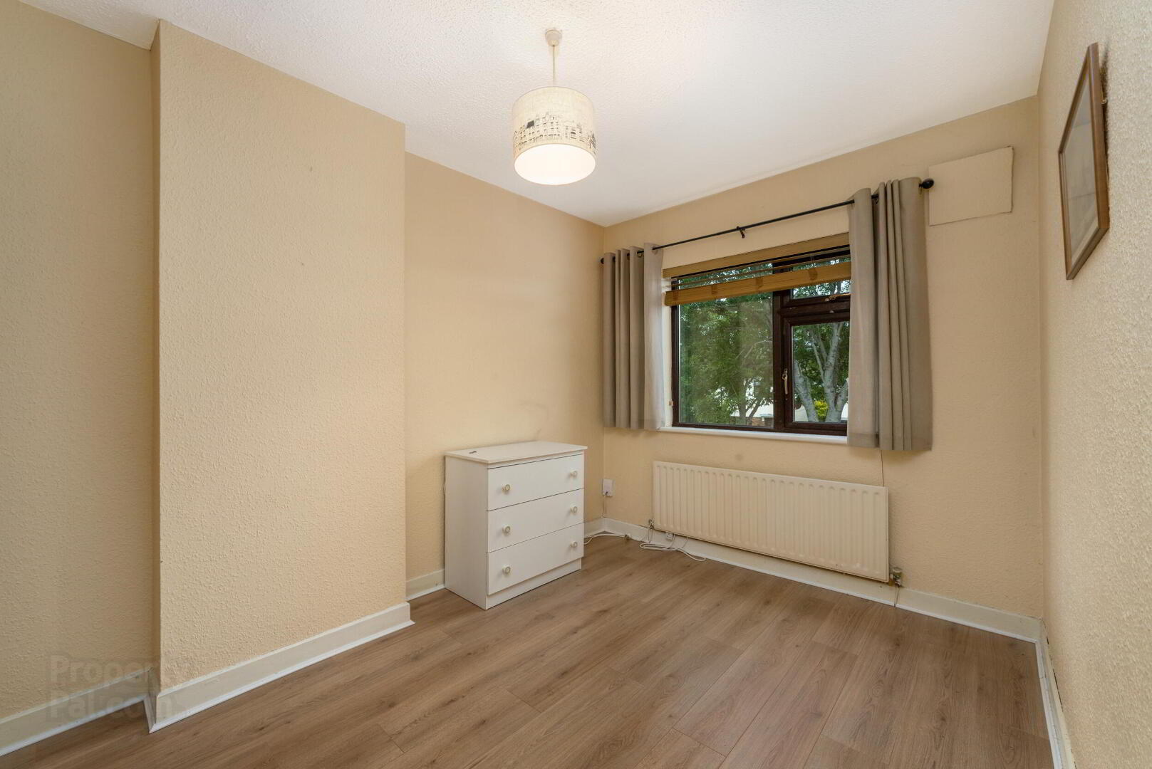 104 St Johns Crescent 14 of 21