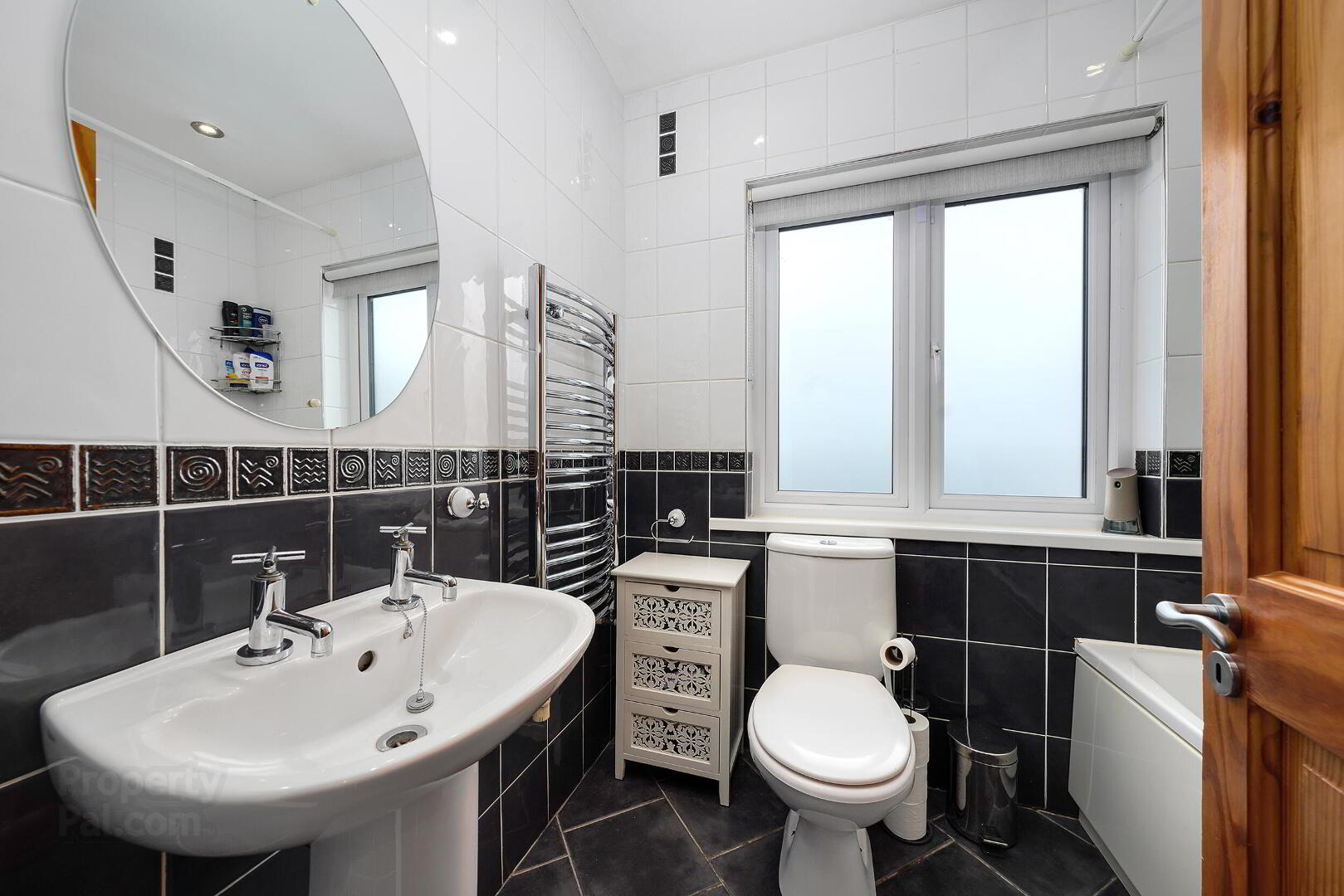 37 Heatherview Avenue 23 of 27