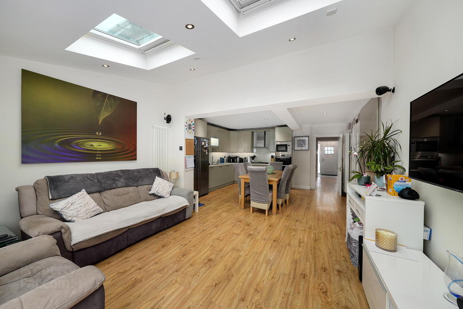 37 Heatherview Avenue 9 of 27