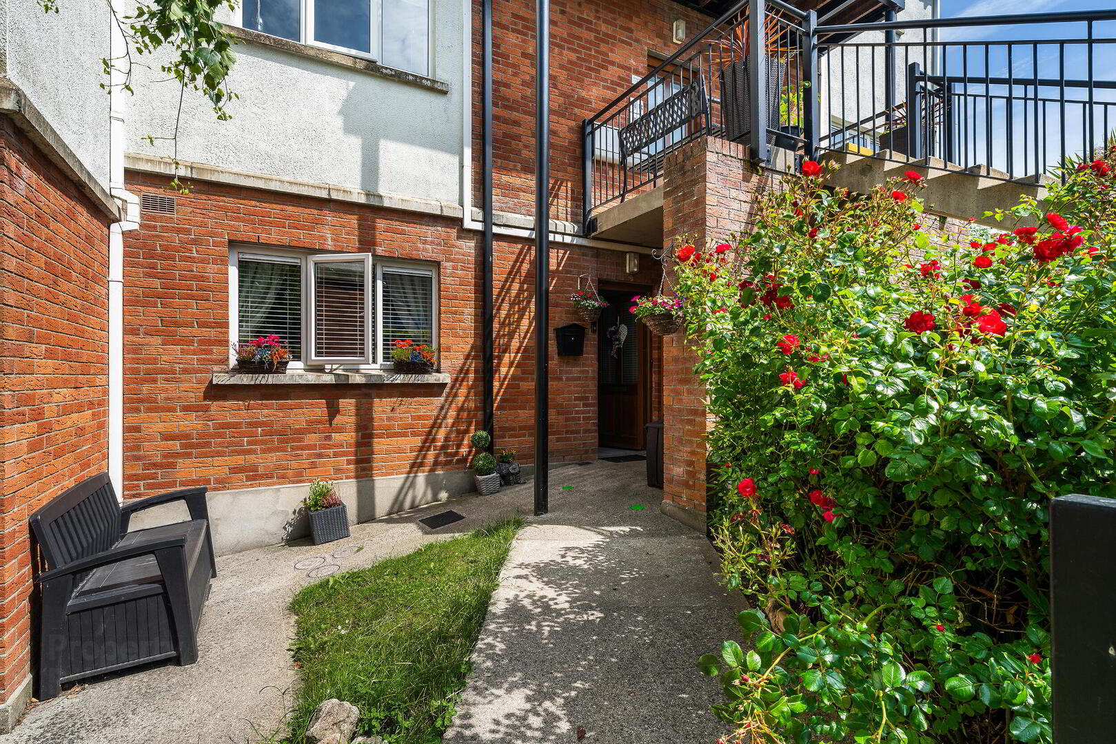property description image