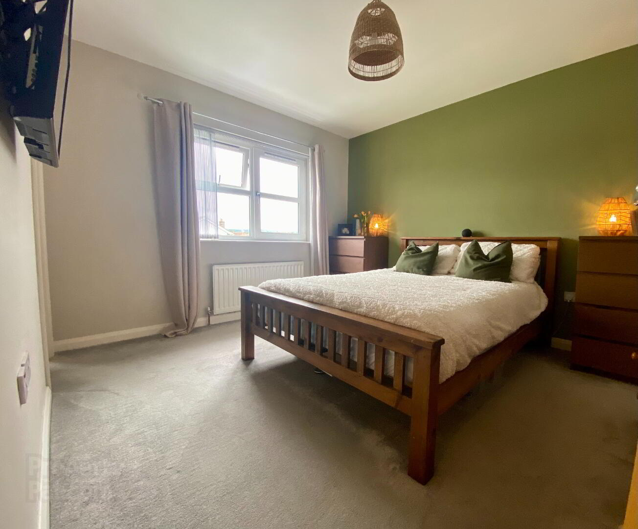 19e Downshire Road 11 of 25