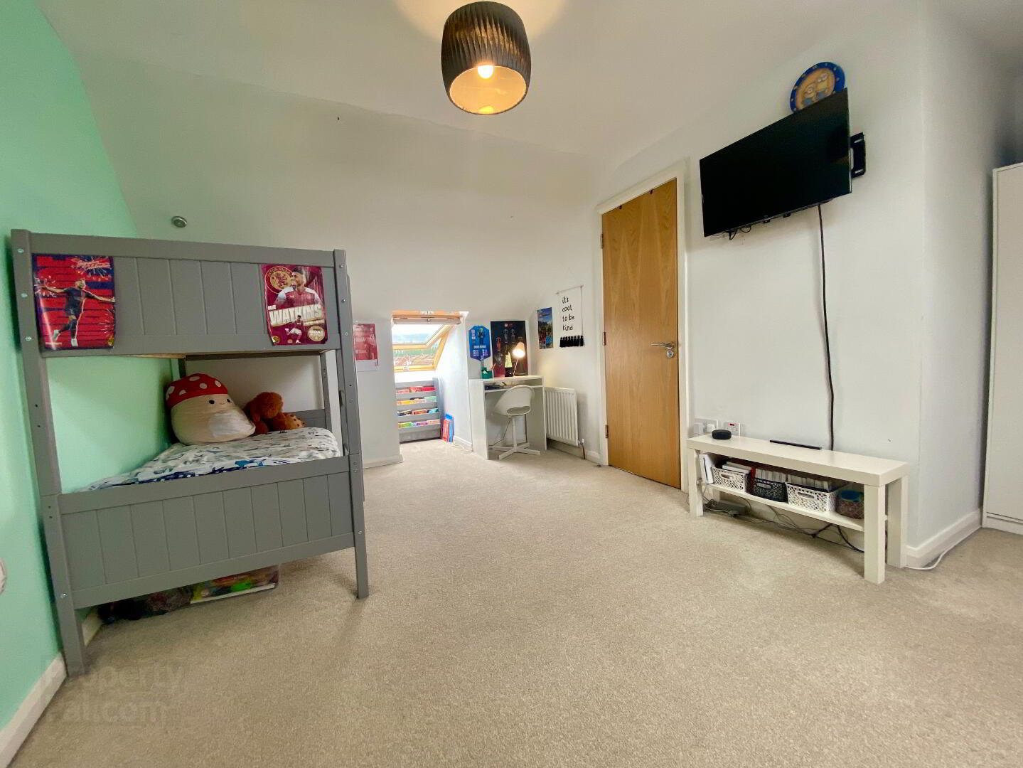 19e Downshire Road 20 of 25