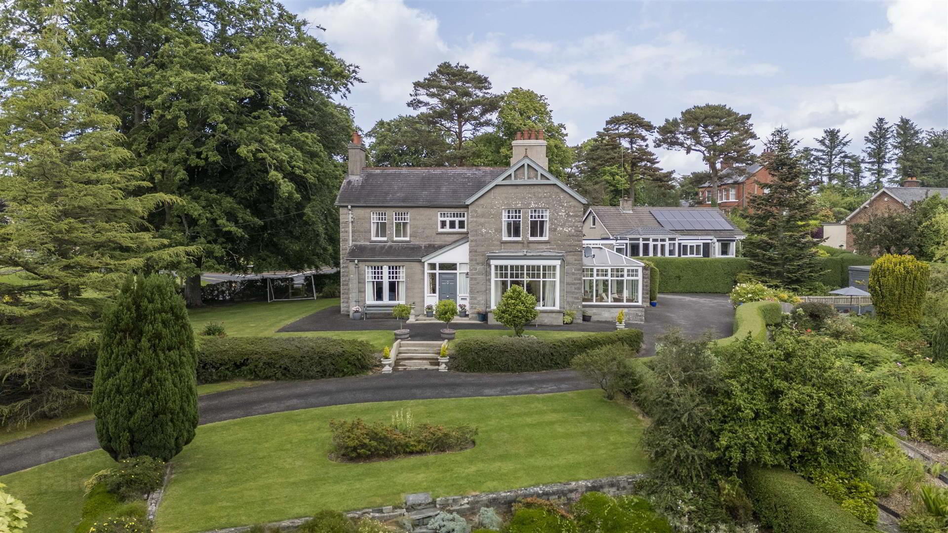 property description image