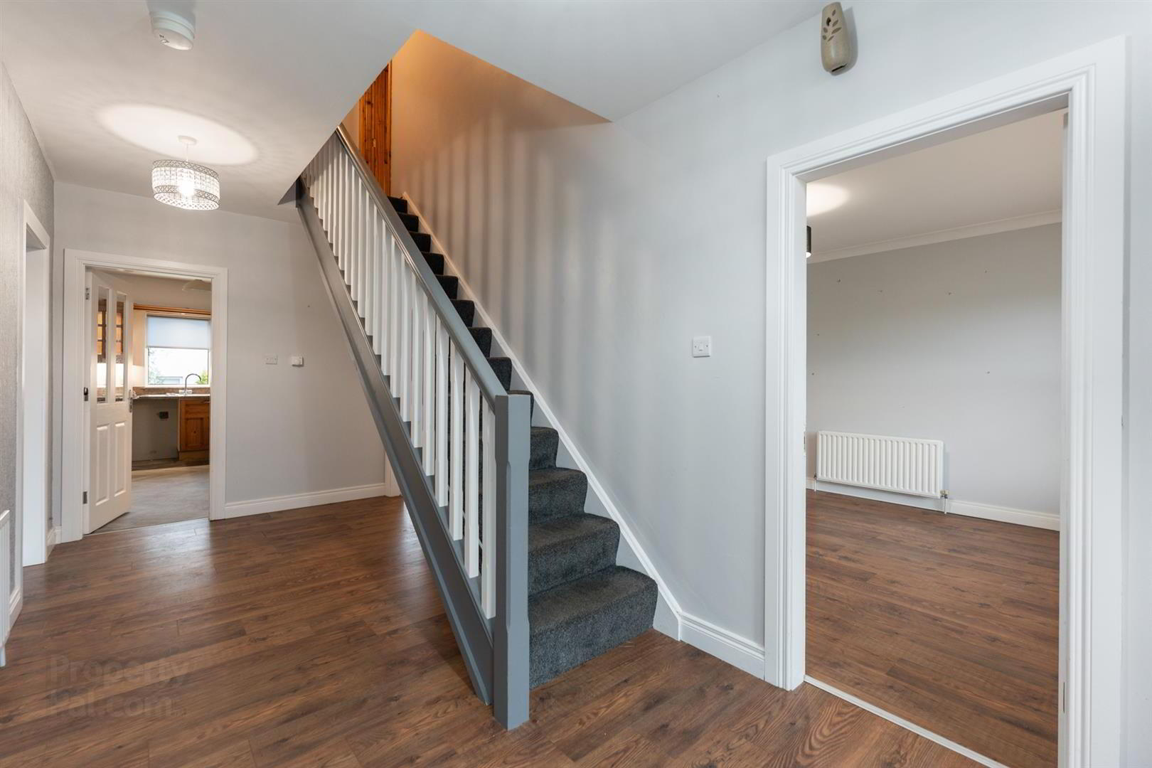 4 Castle Meadow Road 4 of 22