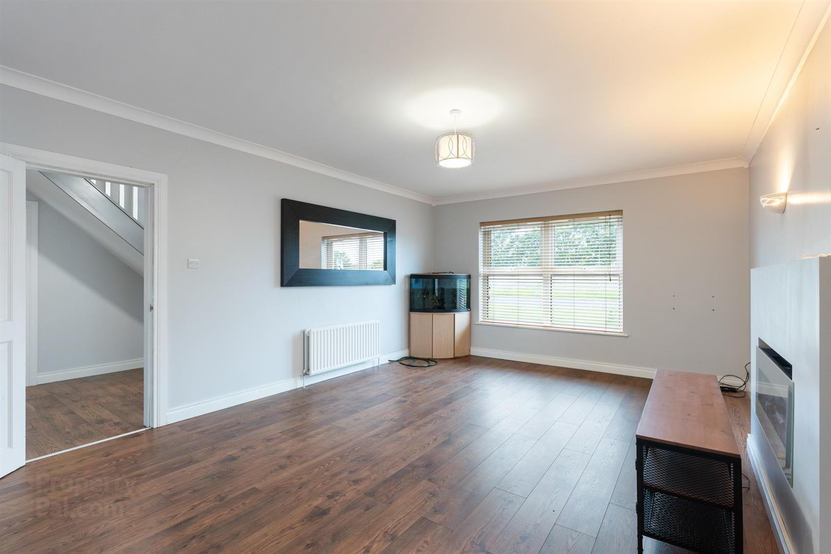 4 Castle Meadow Road 5 of 22