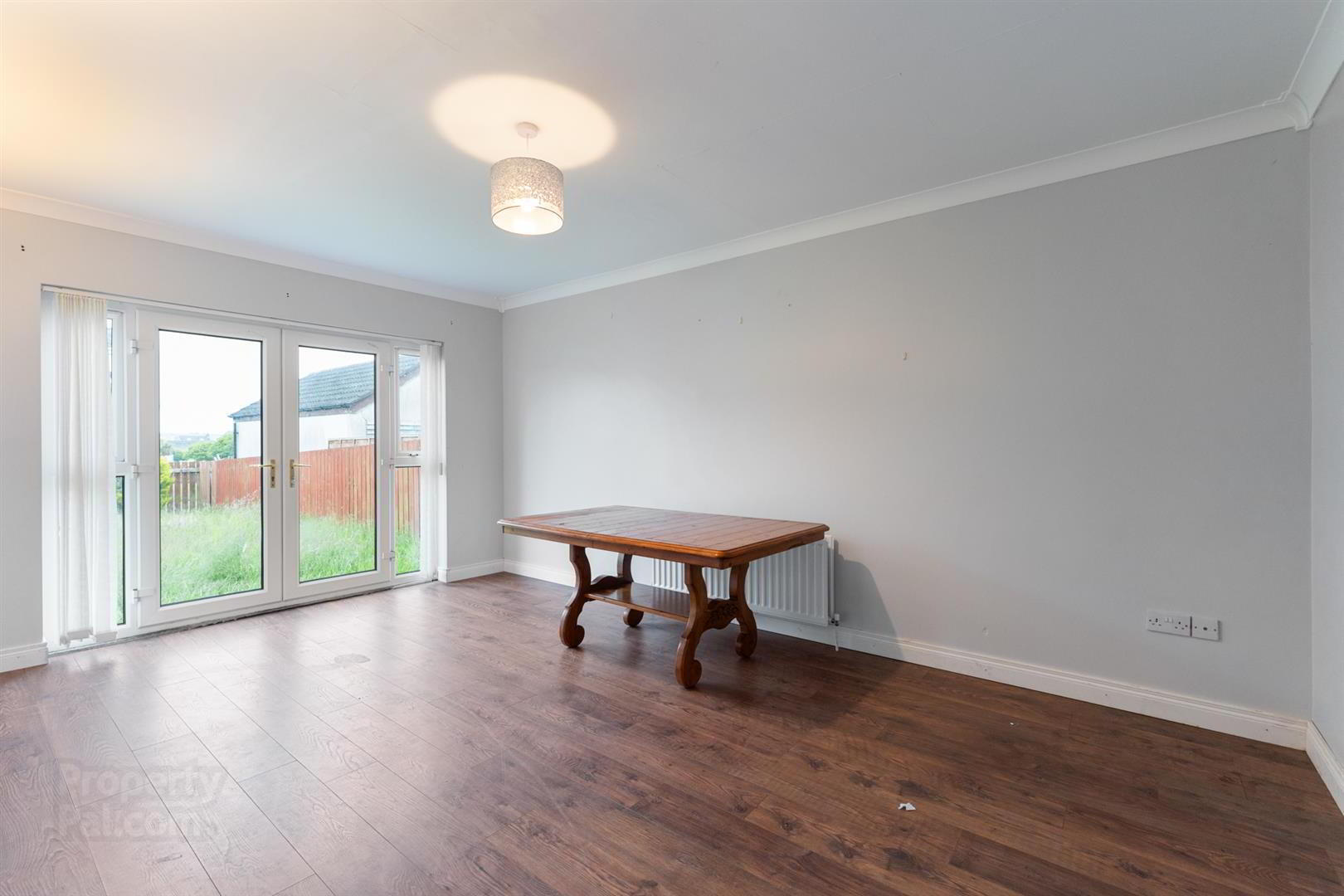 4 Castle Meadow Road 8 of 22