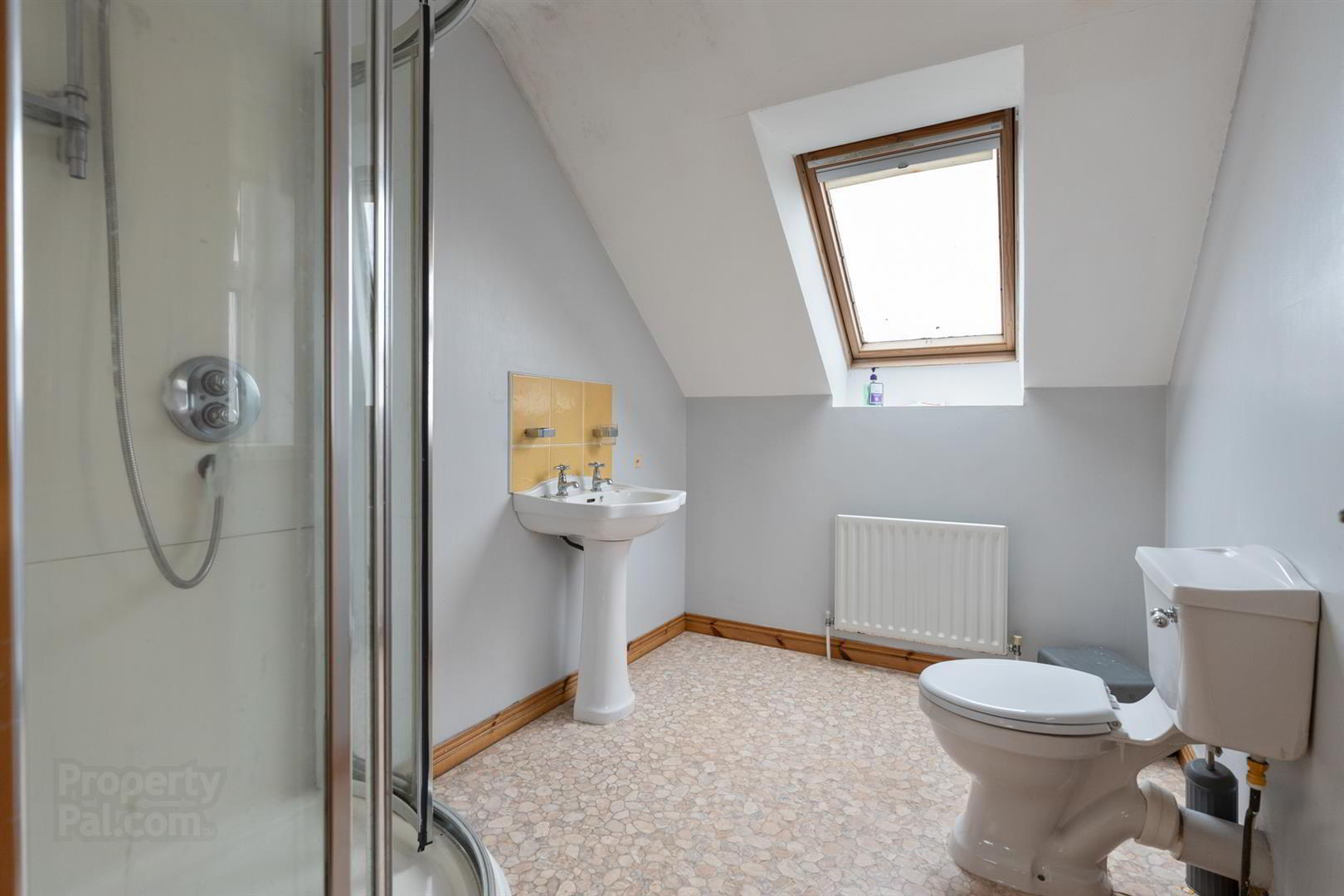 4 Castle Meadow Road 15 of 22