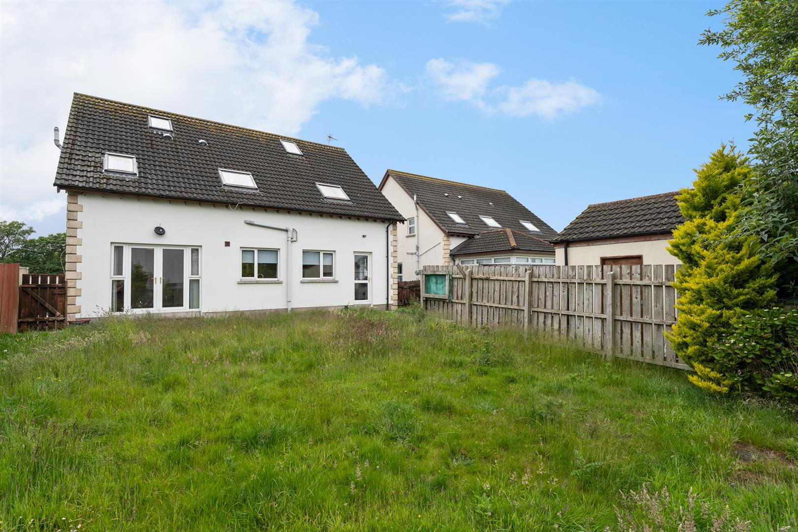 4 Castle Meadow Road 21 of 22