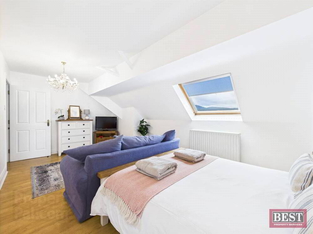 23 Cahir Linn 31 of 43