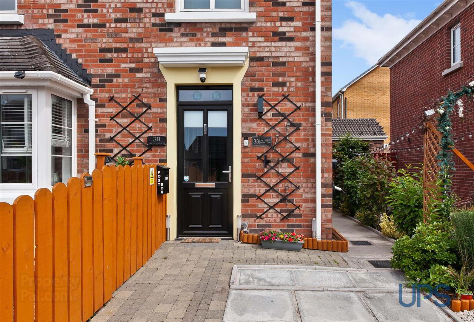 38 Lagmore View Road 3 of 32