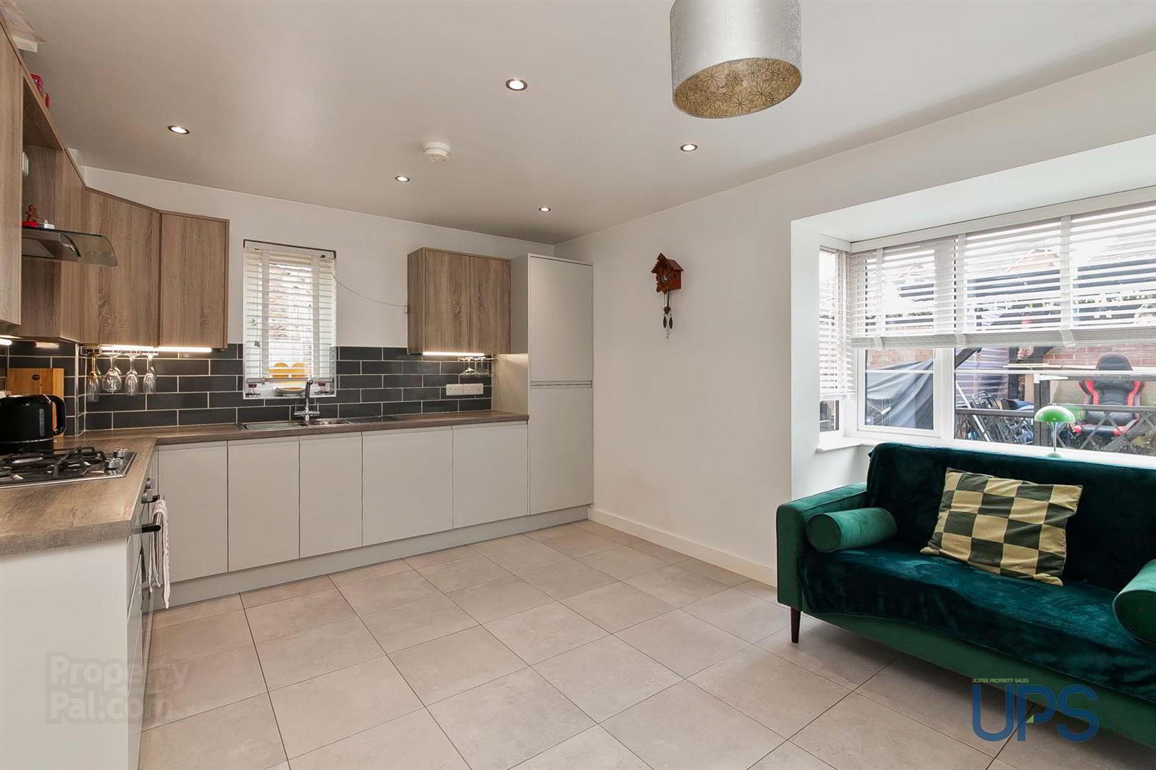 38 Lagmore View Road 10 of 32