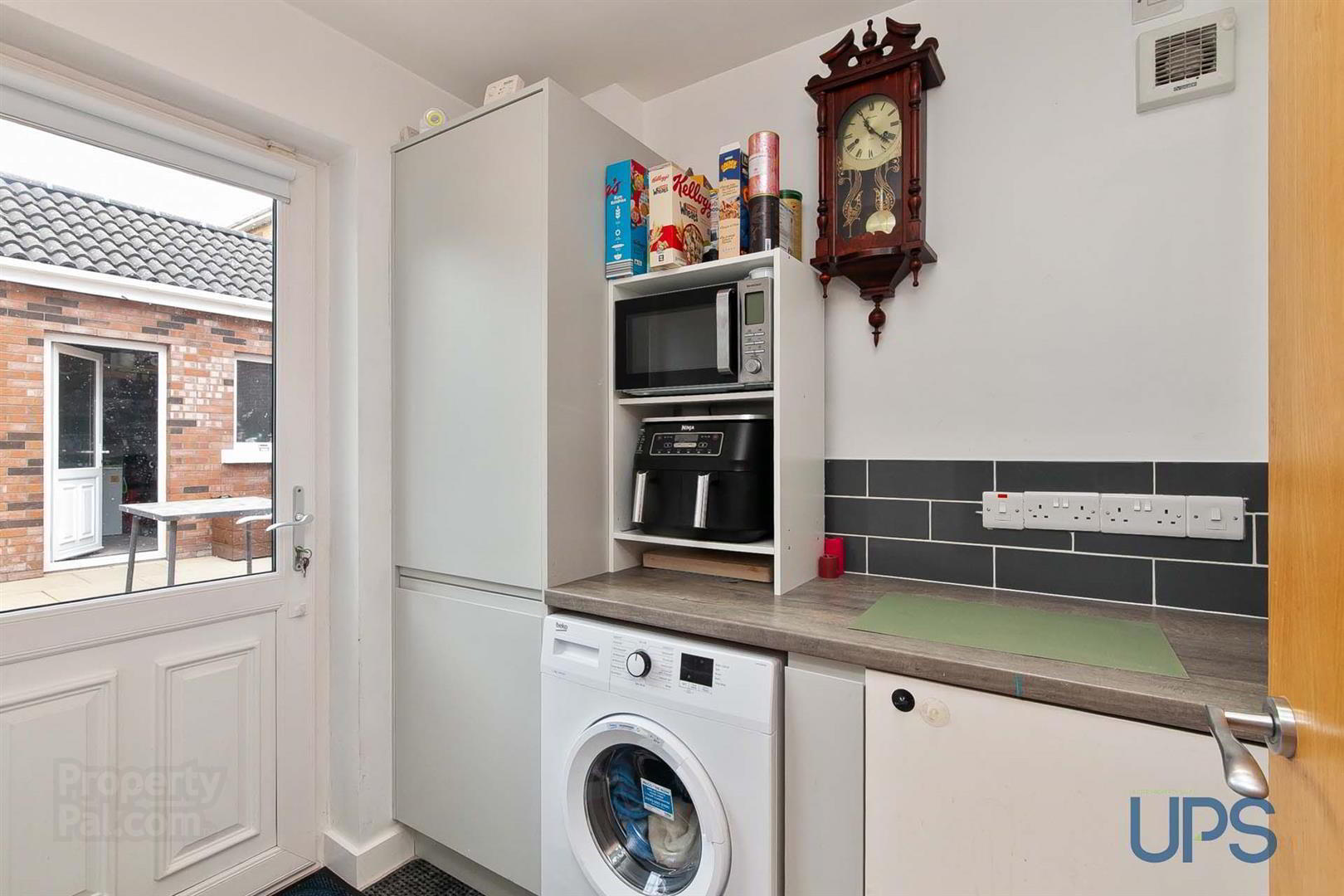 38 Lagmore View Road 12 of 32