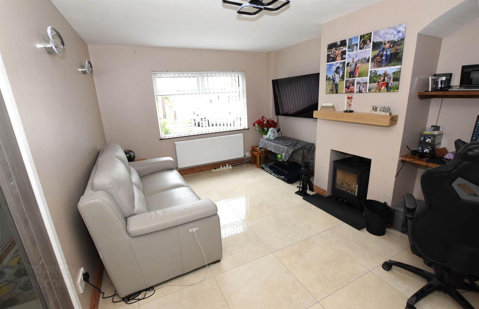 8 Upper Movilla Street 3 of 12