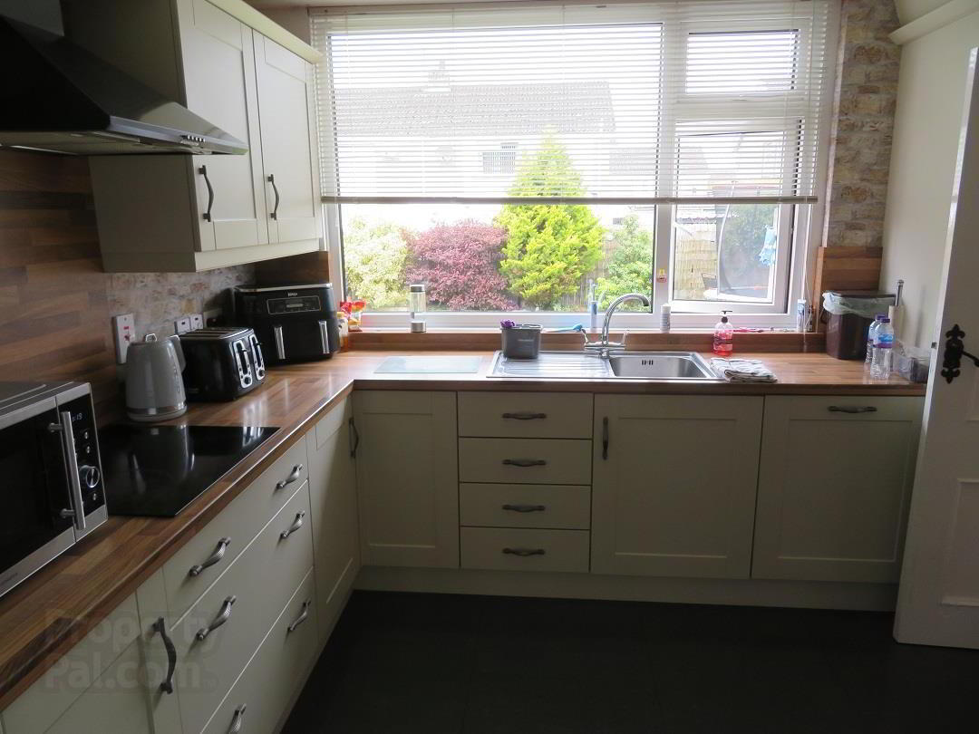 4 Sunningdale 8 of 27
