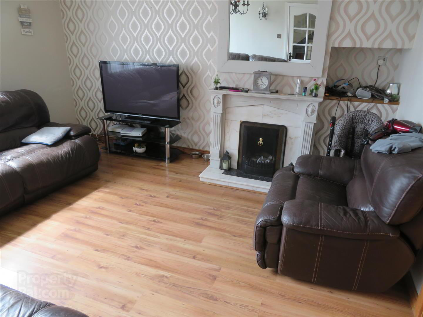 4 Sunningdale 7 of 27