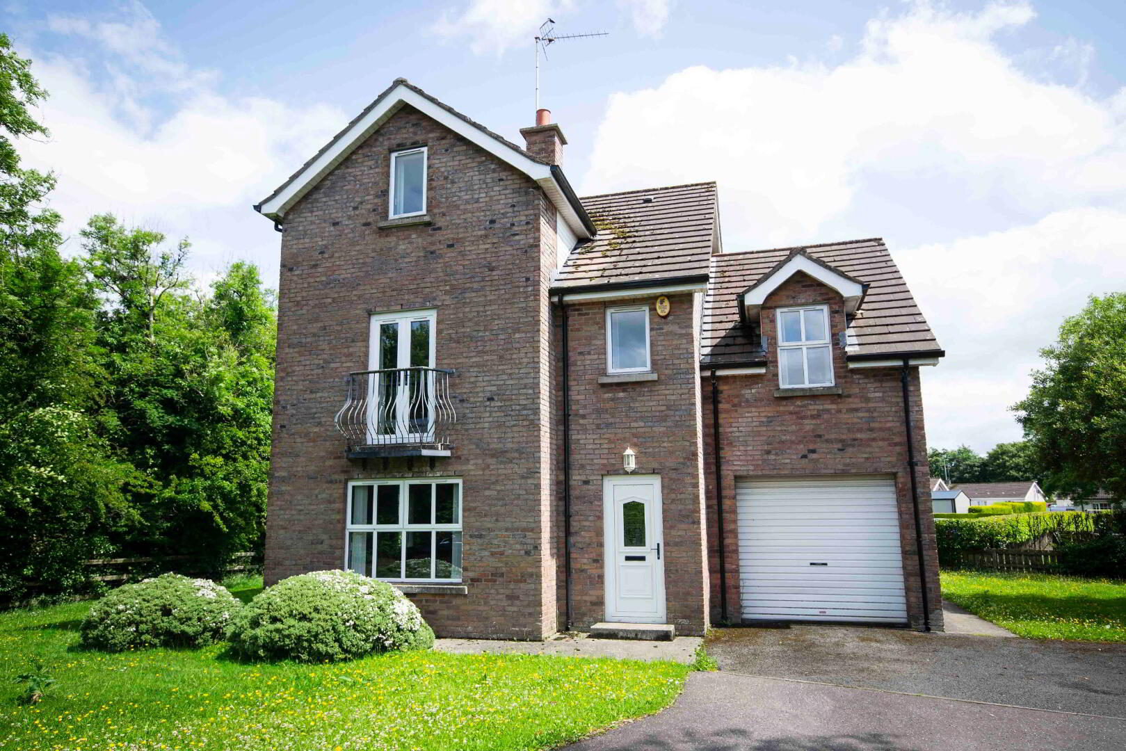 49 Meadowcroft 1 of 10