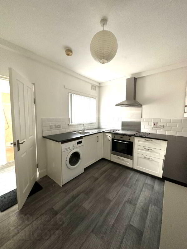 38 Benburb Street 6 of 12