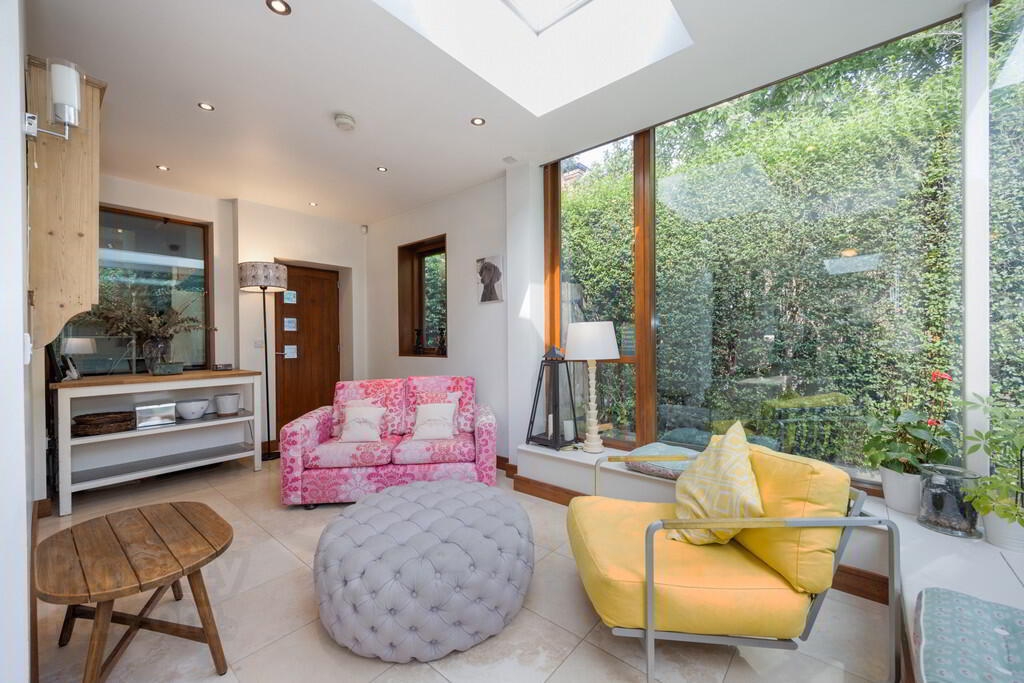 14 Cranmore Gardens 22 of 44