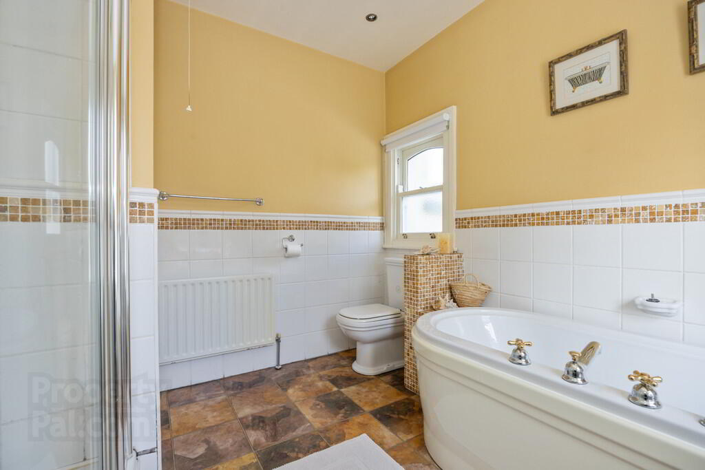 14 Cranmore Gardens 35 of 44