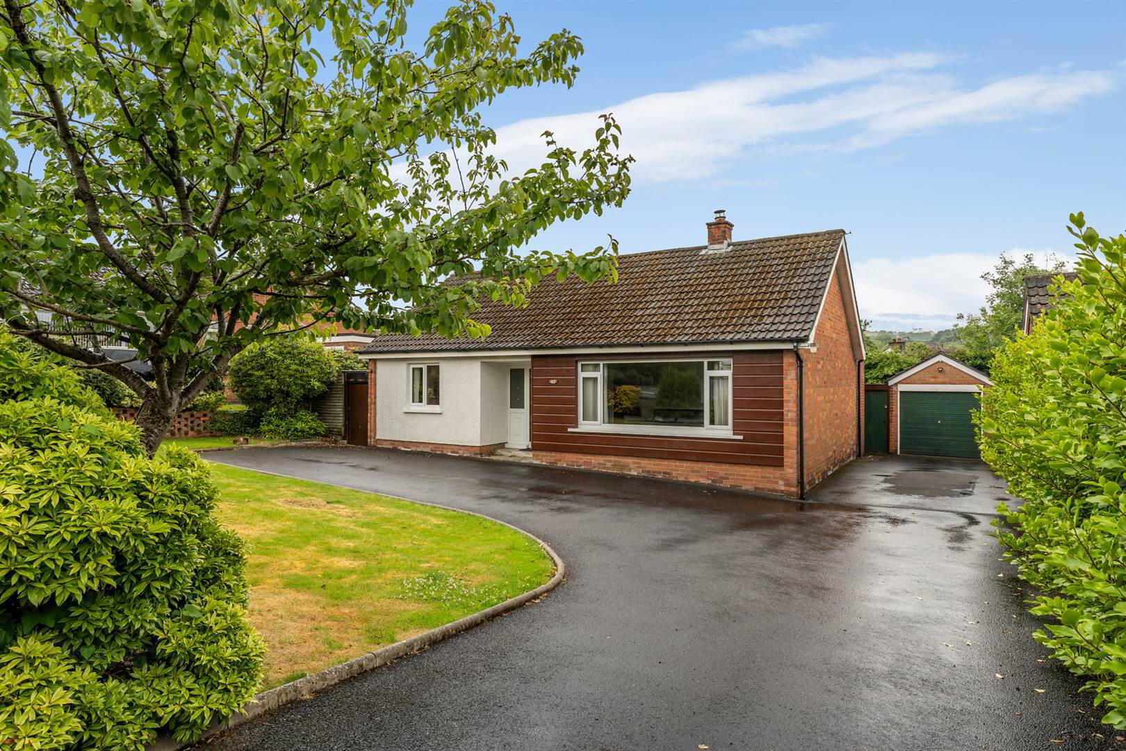 47 Croft Road 1 of 13