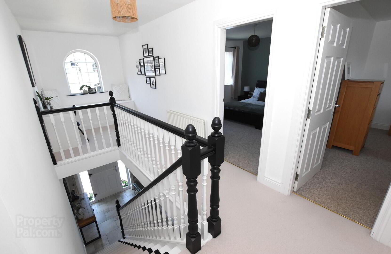 4 Laurelvale Grove 18 of 38