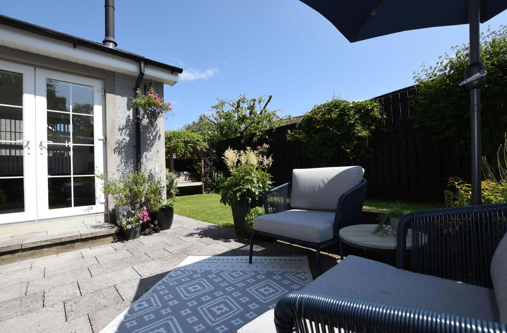 4 Laurelvale Grove 33 of 38