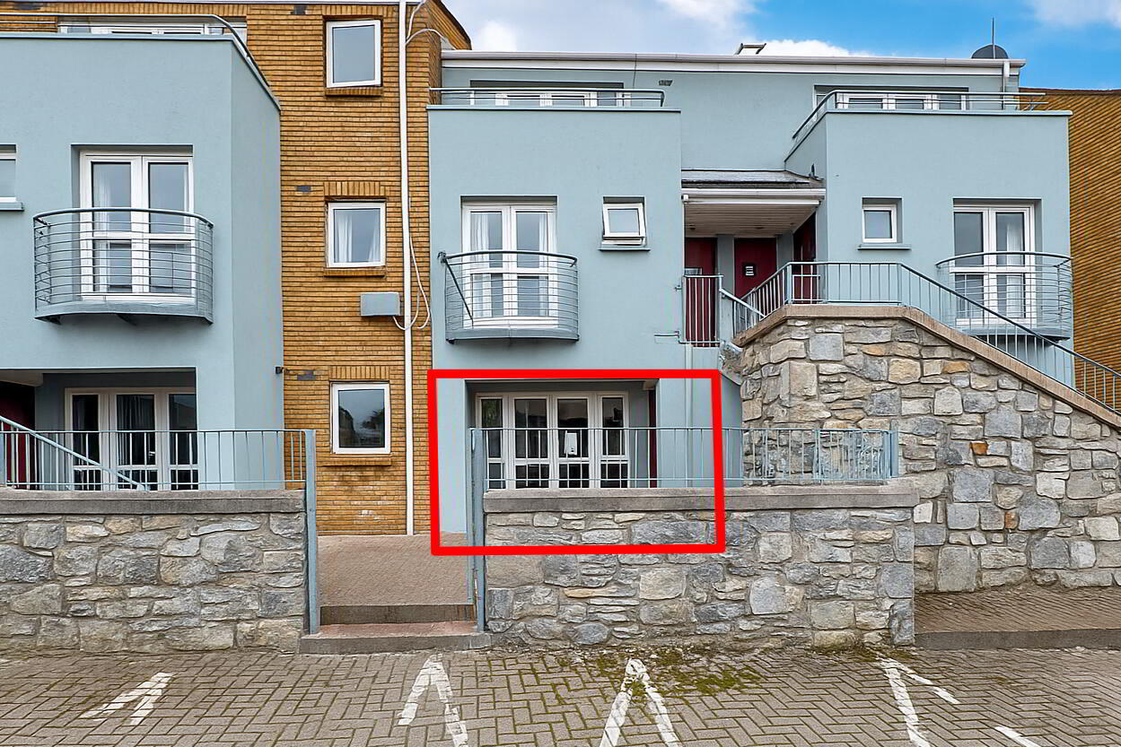 Apt 5 Market House, Market Yard 1 of 9