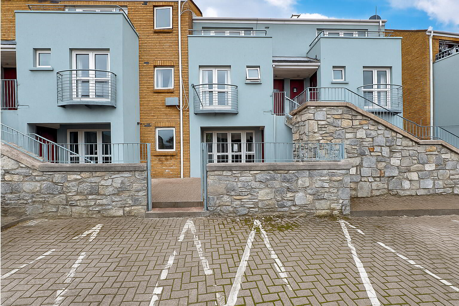 property description image