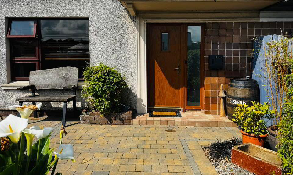 property description image