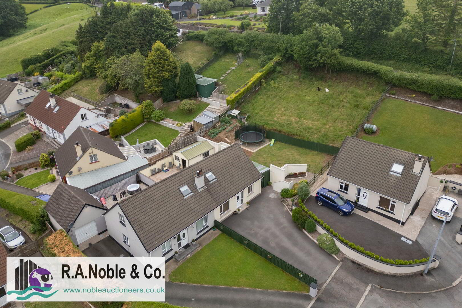 14 Makenny Crescent 3 of 32