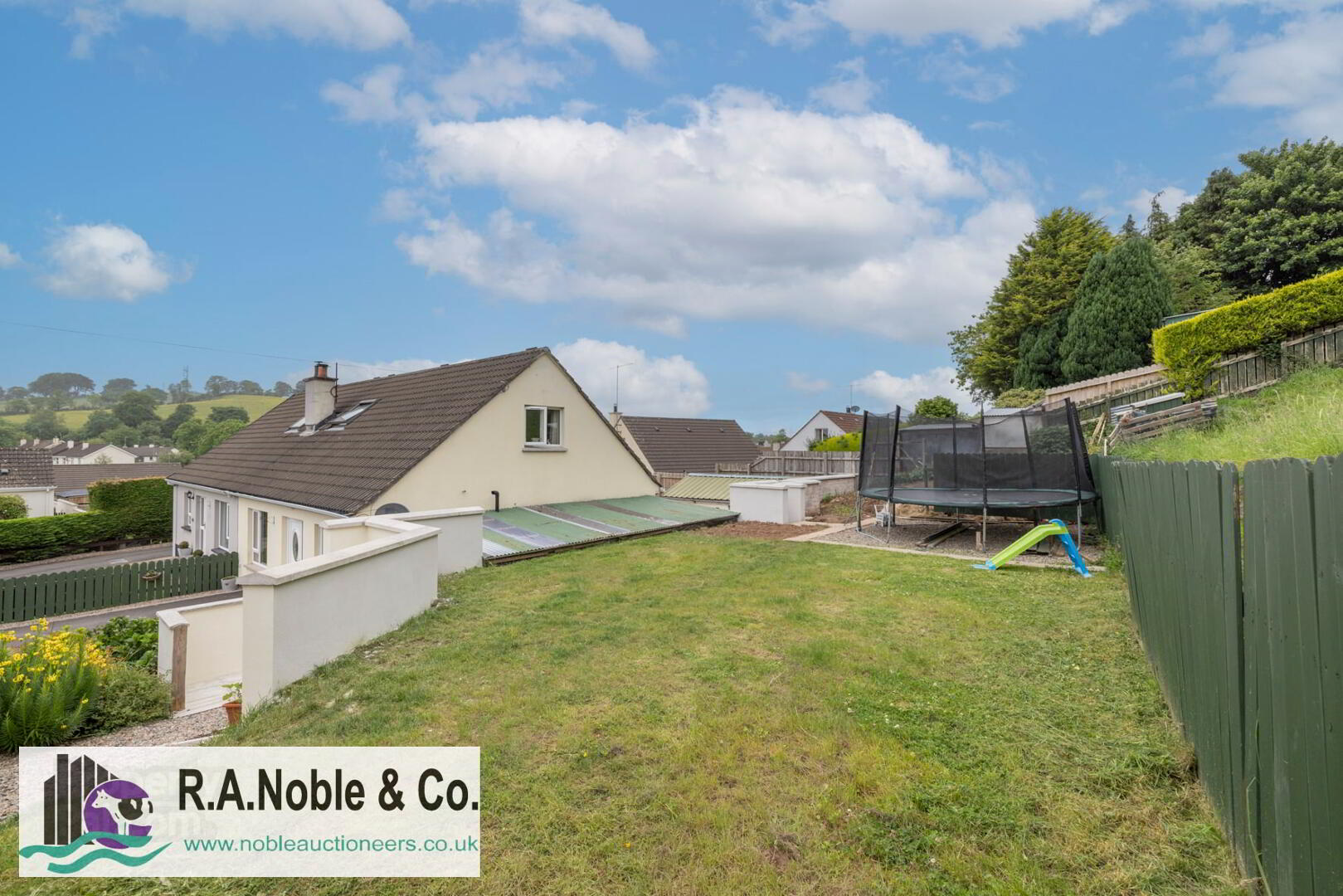 14 Makenny Crescent 8 of 32