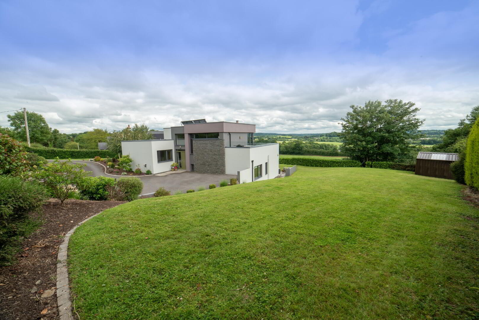 property description image