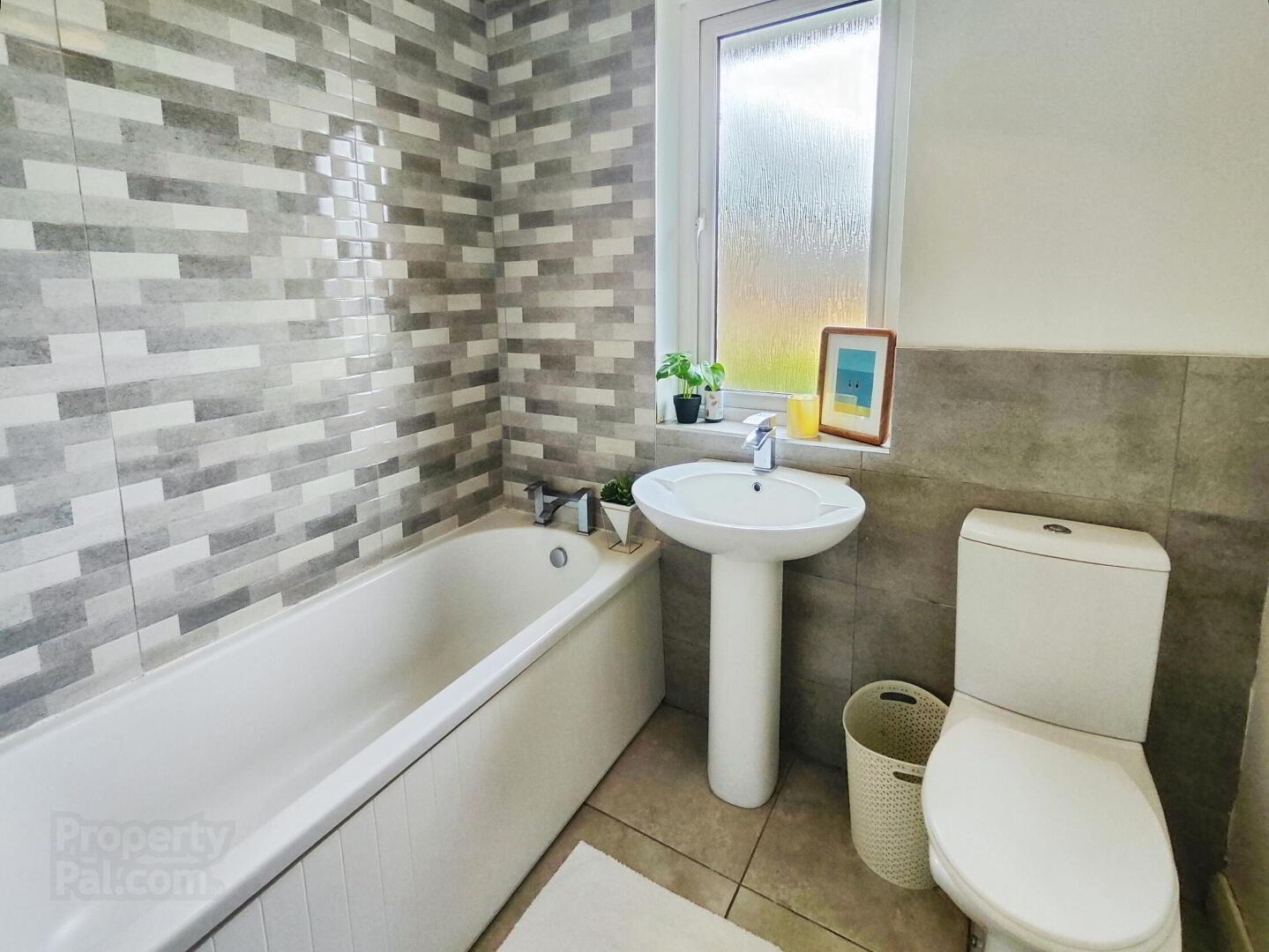 27 Somerset Court 14 of 18