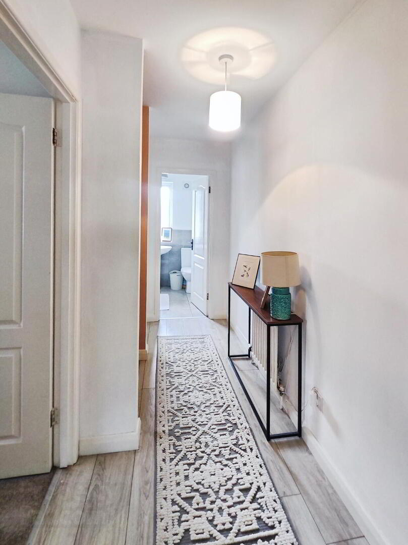 27 Somerset Court 15 of 18