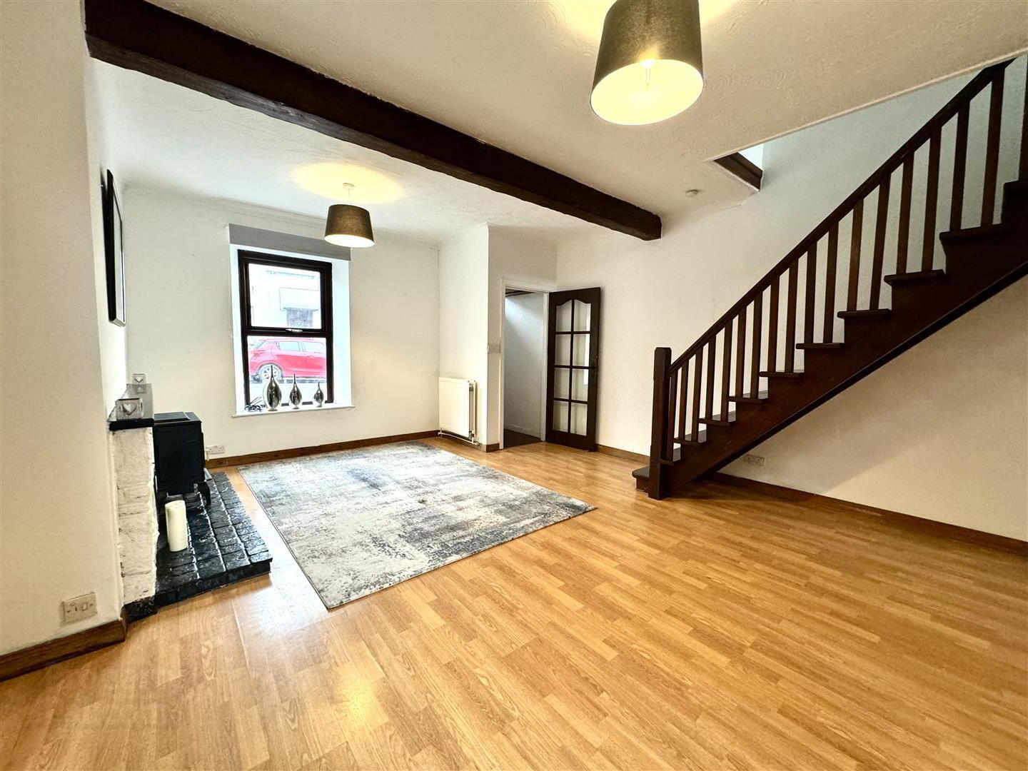 property description image