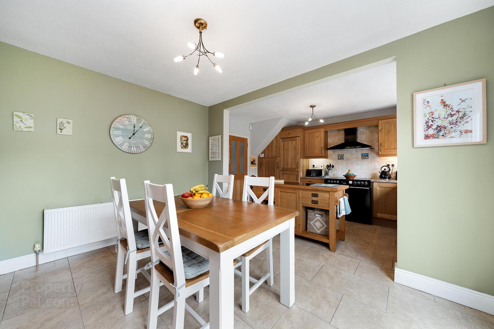 4 Laburnum Walk 14 of 32