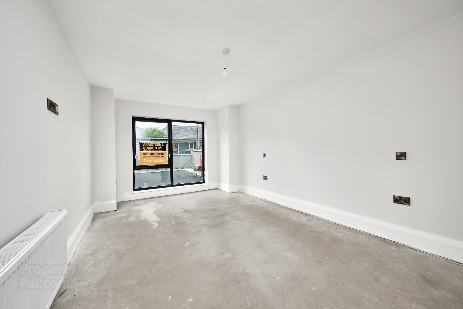 Queenora Avenue 4 of 32