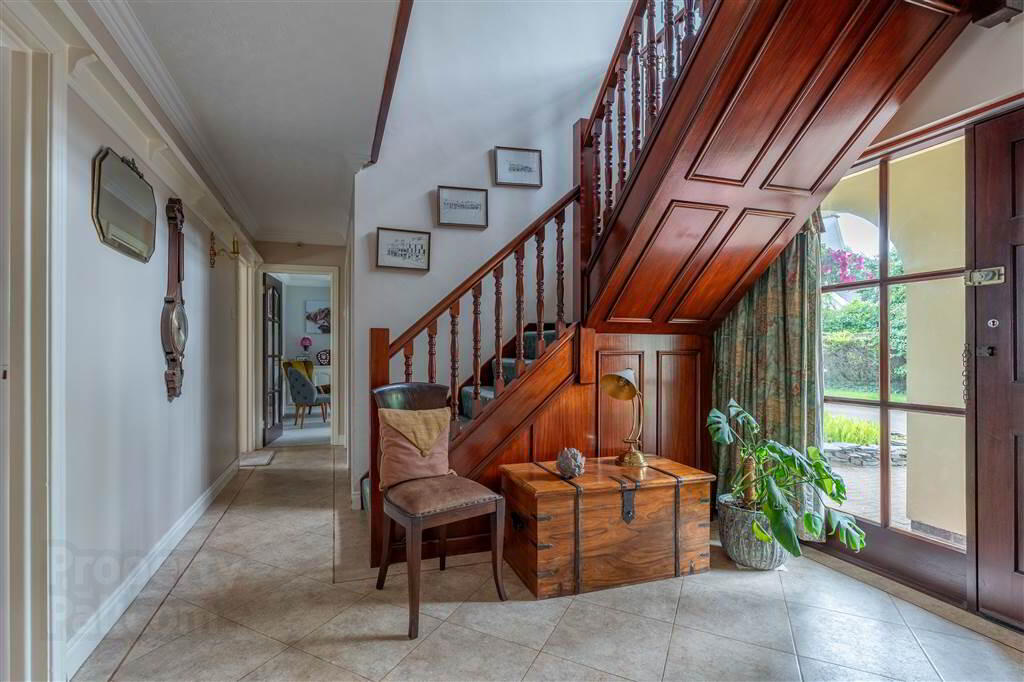 6 Glenagherty Drive 4 of 44
